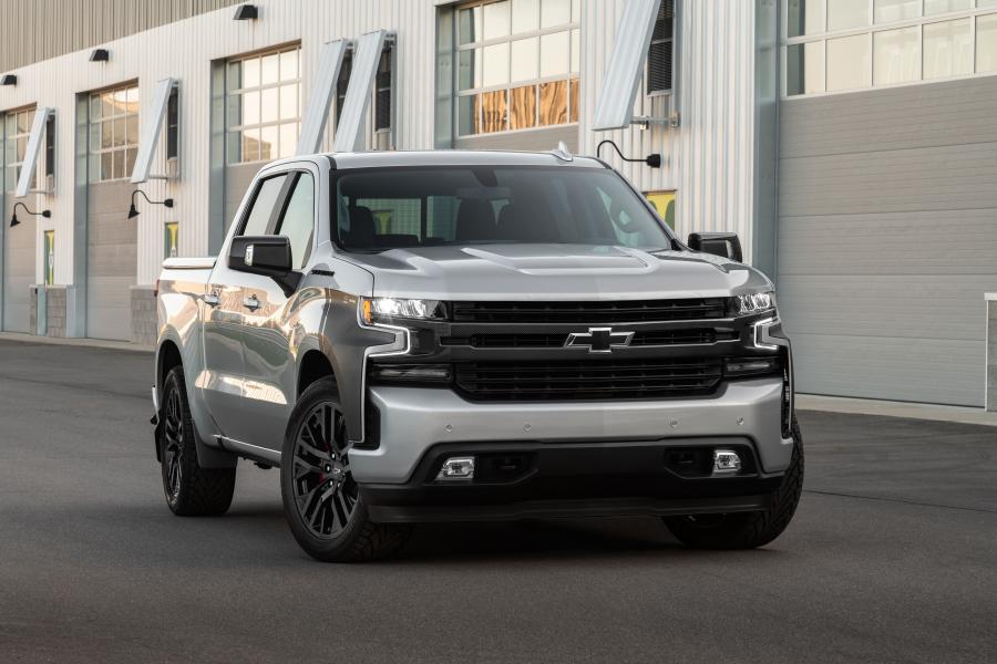  Chevrolet Silverado RST Street Concept 2018 года  (фото 3 из 3)